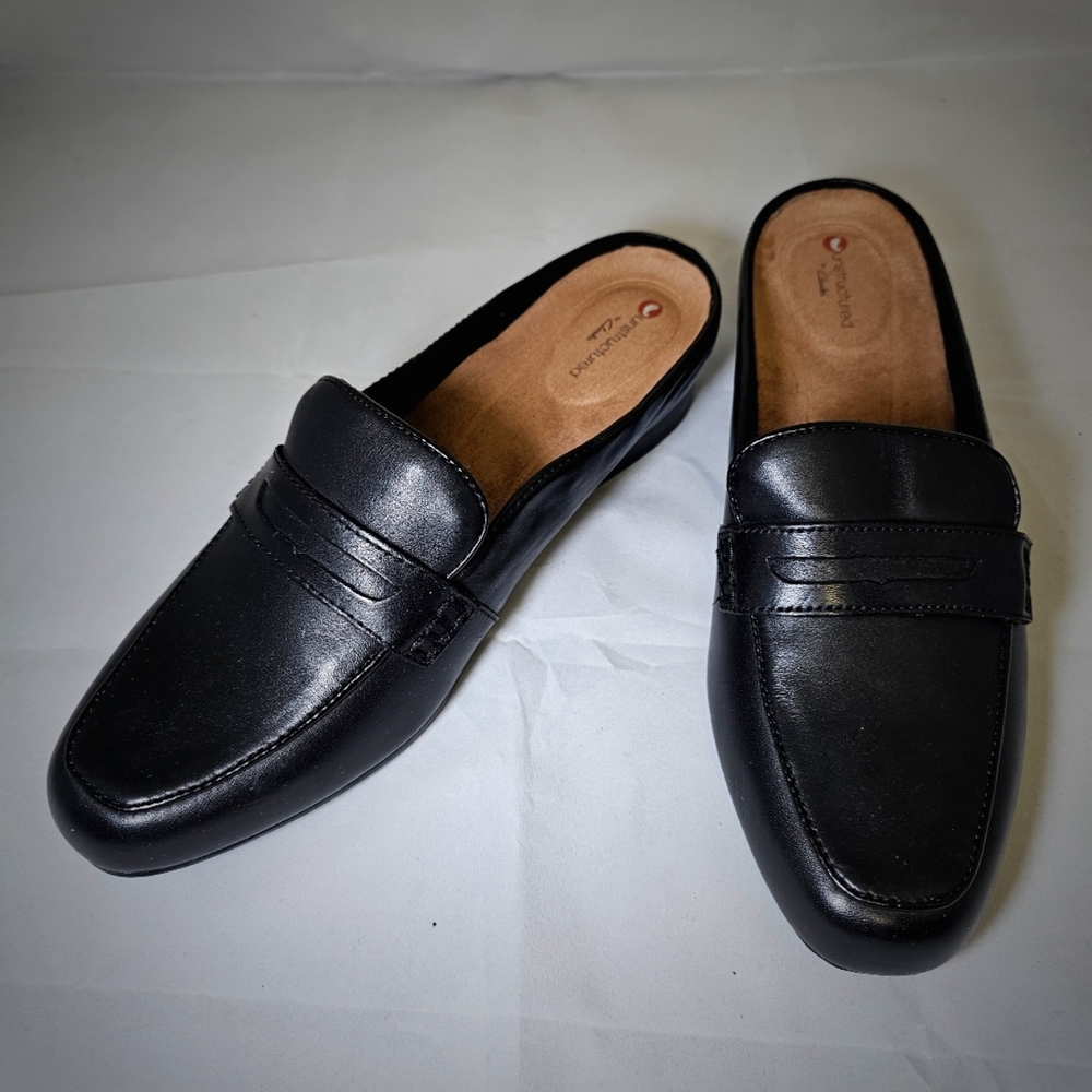 Unstructured By Clarks Slip On Mules - image 1